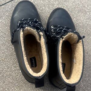 Chooka Black Boots with Warm Fur Interior